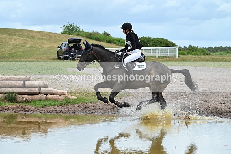 WJ7_7422 - Time 12:34 to 12:37