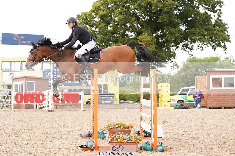 240915A-151110-10794 - Cls 28 Chard Sept GP Jump Off