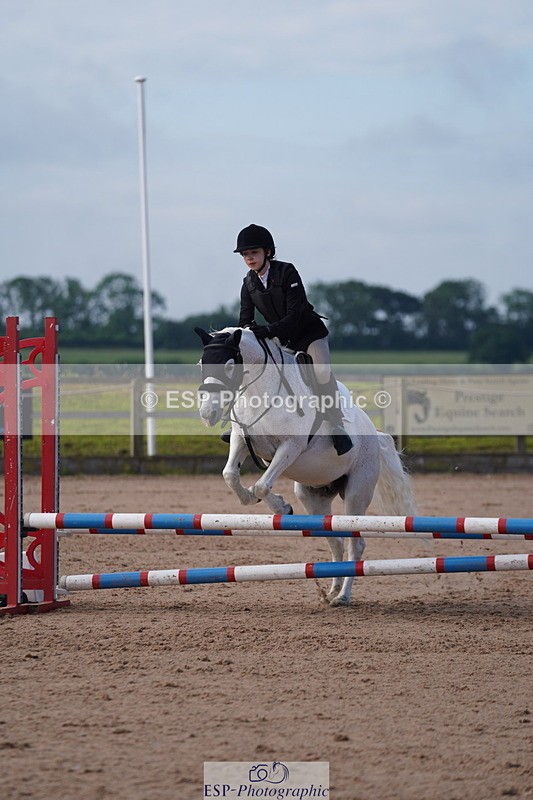 240713A-091506-00037 - Cls 2 70cm Open