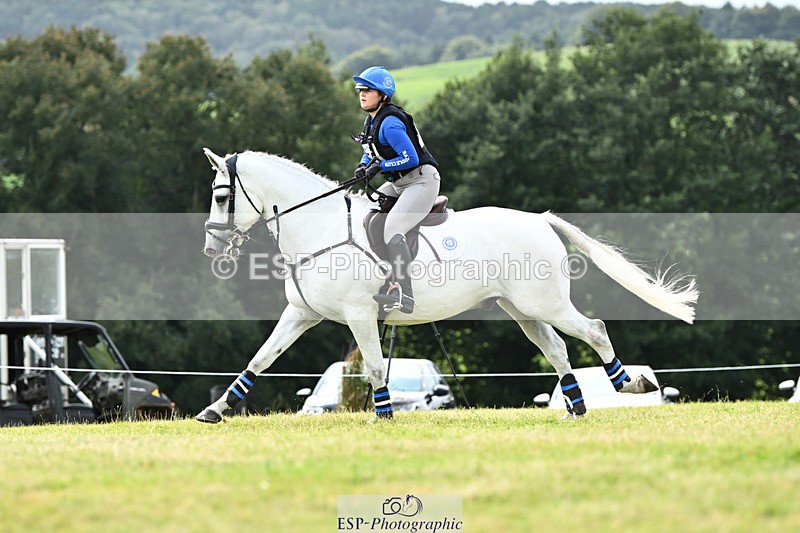 240825X-141629-34954 - 80cm XC 14.30 to 15.30