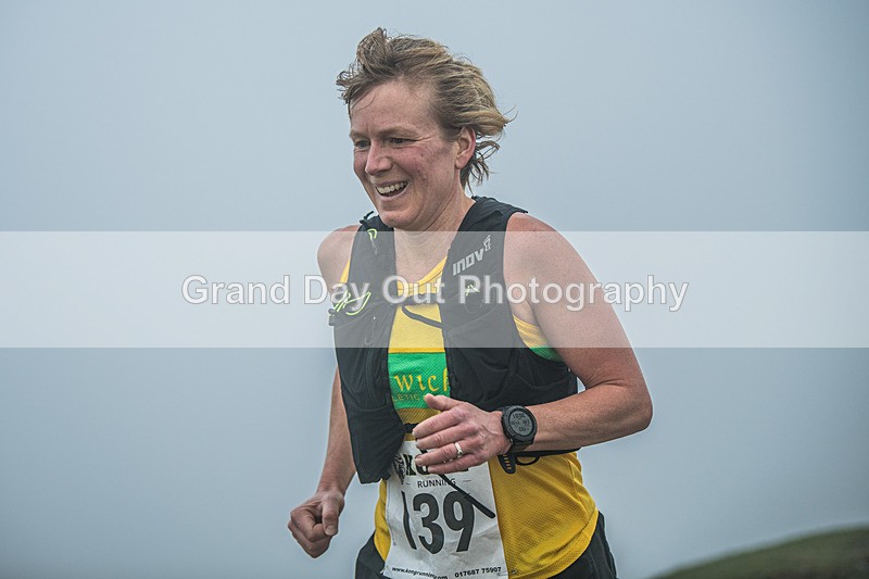 Sale-343 - Sale Fell Race Saturday 22nd November 2025