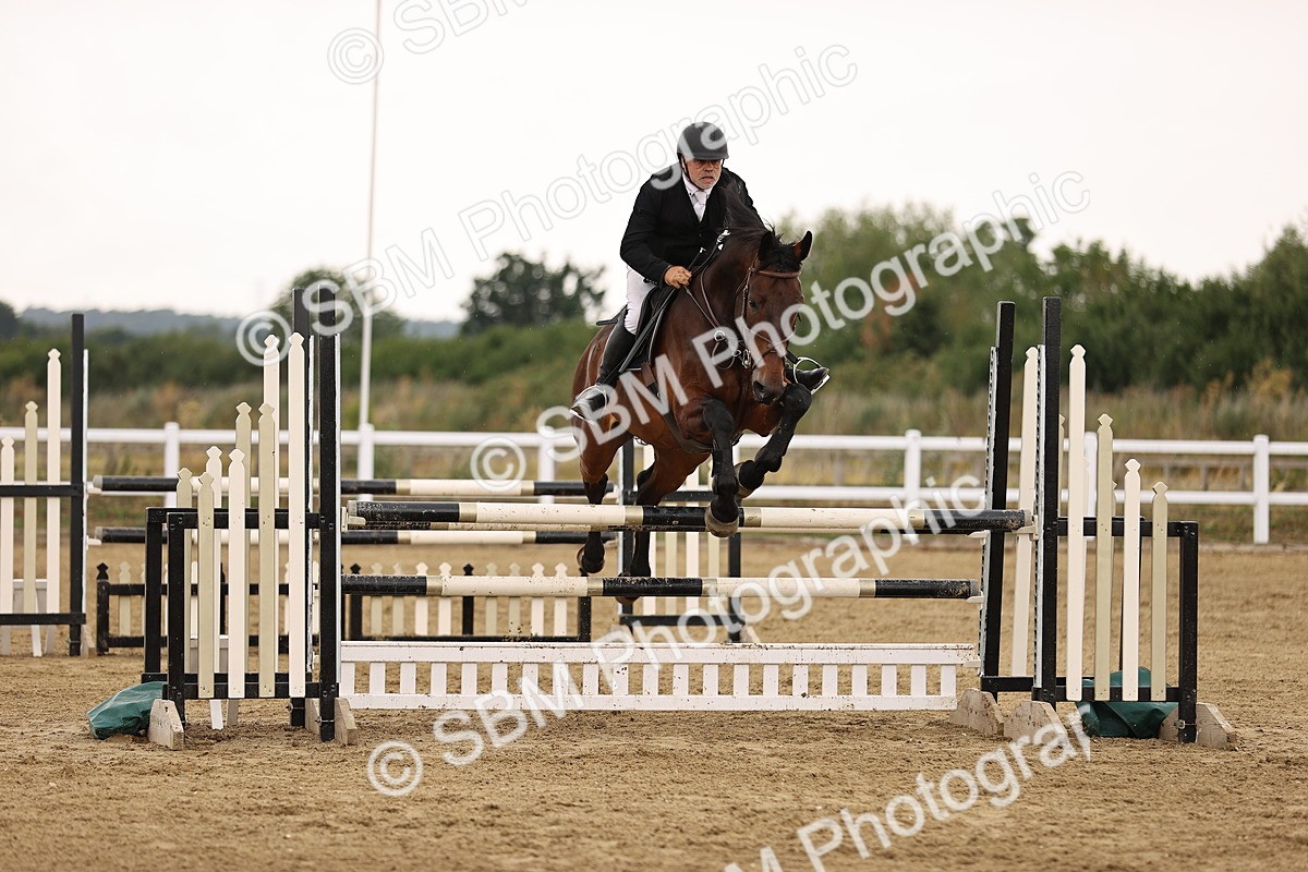SBM_026434 - Class 12 - Amateur Championship Qualifier 1.05m