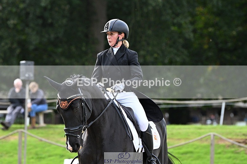 231019-144609-04274 - 056-WILLOW.BDA-Lisa.Maynard-DR