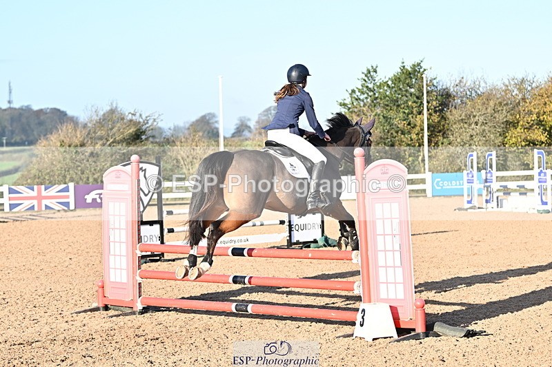 241113A-094345-00071 - Cls 01A&B Brit Nov & 90cm Open