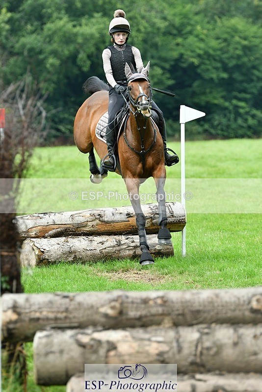 230817-125317-00748 - Theo's 1st Group - XC