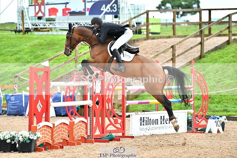 230723A-095833-10726 - Cls 4, 2 Star Small 1.30m