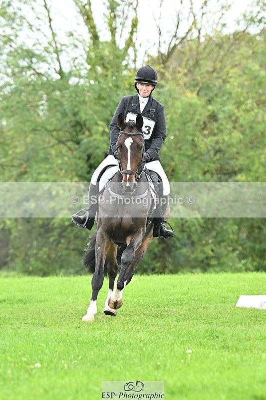 241024-120921-02639 - 323-Nicky.Blastland-FOUNDATIONS.HUSTLER