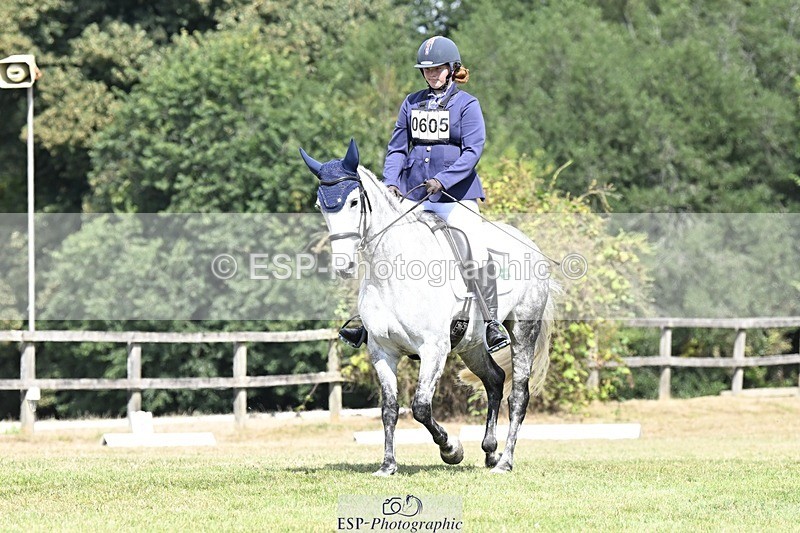 250822A-114611-22372 - DR 11.00 to 12.00