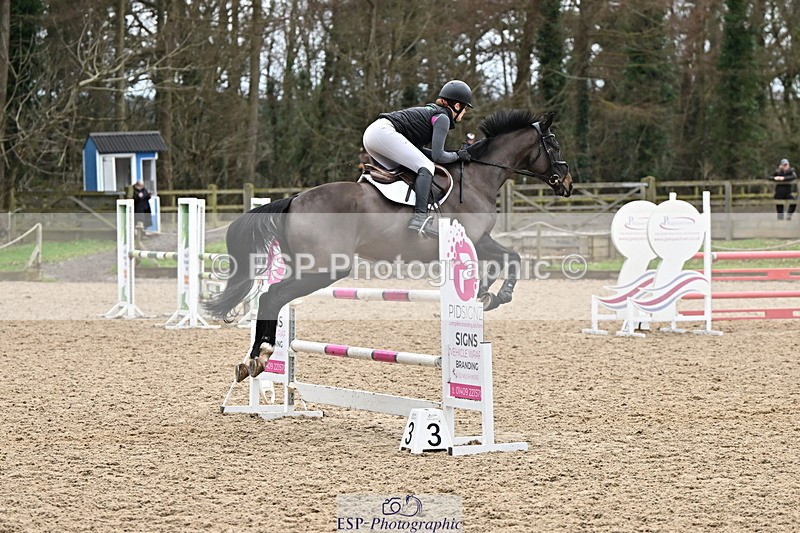 250201A-134439-00870 - Cls 03 Local Horse 110cm