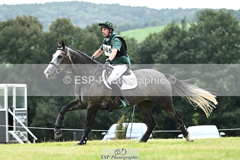 240825X-180014-38096 - 80cm XC 17.30 to End