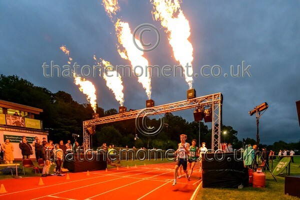 Monument25-921206 - Set Five