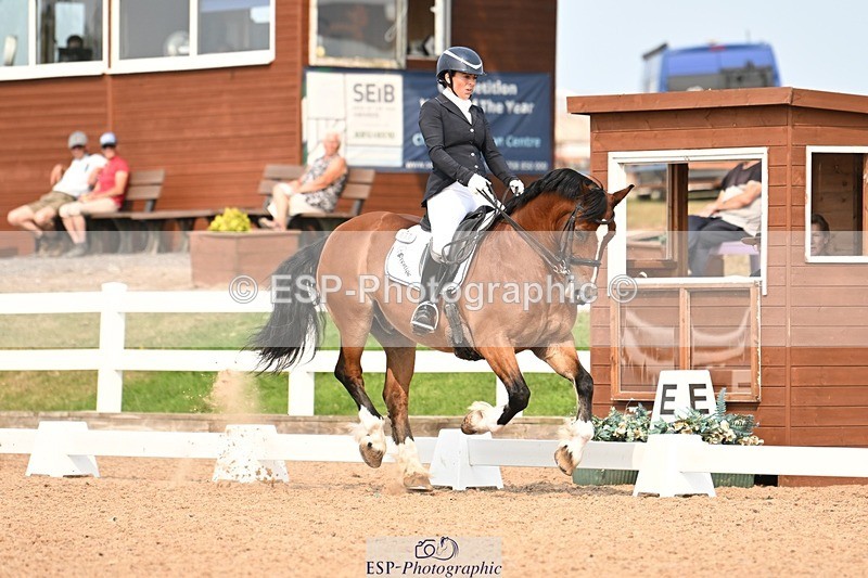 250816-155138-06279 - 030-Jane.HendyCefnbangor.Rob.Roy