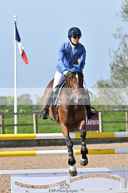 240509A-100037-00741 - Cls 8 Foxhunter