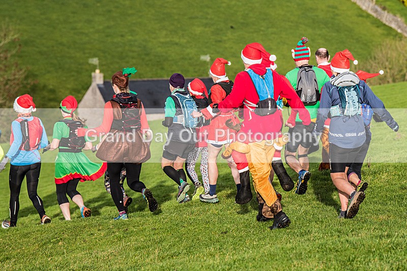 Litton-226 - Litton Christmas Cracker Fell Race (Limestone Series) Sunday 14th December 2025