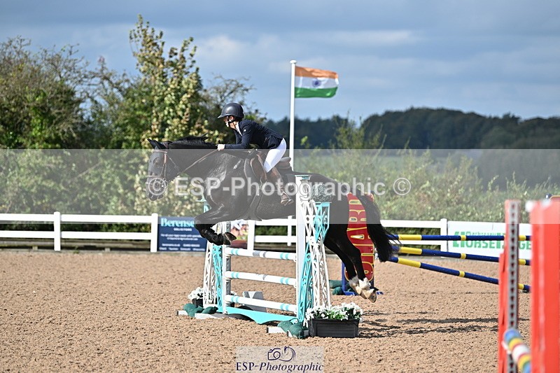 241005A-112400-03333 - SAT Cls 17 95cm Amateur Quali