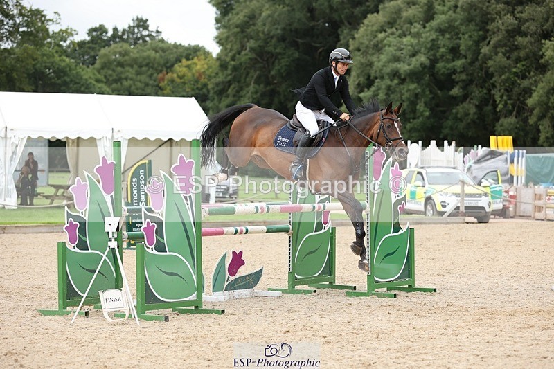 240817-154538-02374 - 06A Snr Fox 1.20m open