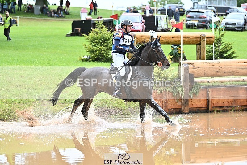 240526-145149-24224 - 514-CROSSBORDER_RADAR_LOVE-Raf_Kooremans