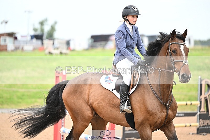 240828A-124904-00469 - Cls 3 Snr 1.05m Open