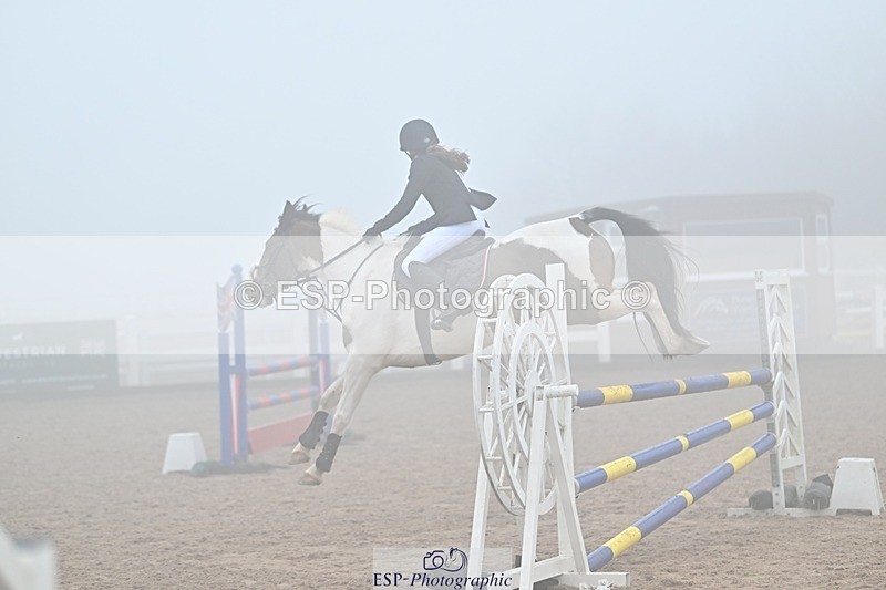 250208-122047-00530 - Cls 9 Pony Newcomers and 1m