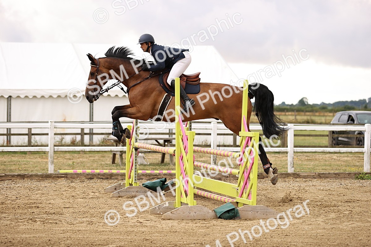 SBM_026385 - Class 12 - Amateur Championship Qualifier 1.05m