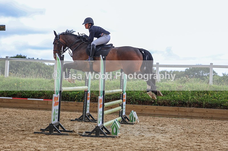 3E7A4186 - Class 7: Senior Newcomers/1.10m open