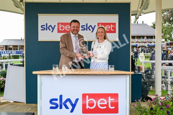 230824-Race 7-Treasure Time-9643 - Race 7 5.20pm Sky Bet Mile Handicap