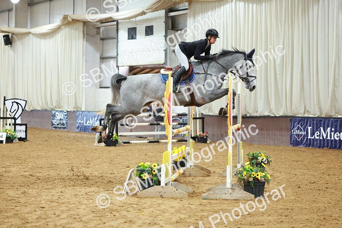 SBM_007367 - Class 19 - Senior Newcomers 1.10m