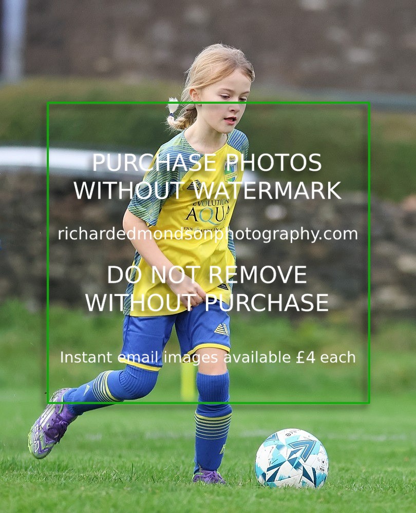 533A4720 - Wattsfield under 7s vs Kendal Utd Ladies & Girls U8 (22/11/25)