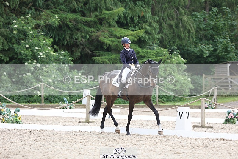 240524-160847-10061 - 370-STORM_IN_DECEMBER-Claire_Fielding