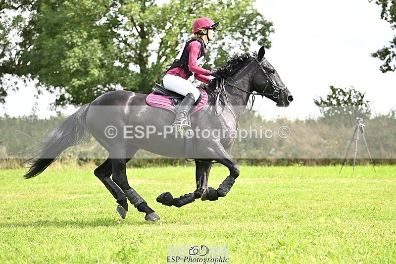 240831A-132256-02588 - 068-Izzy.Faithfull-SALLY.DOONAVEERAGH