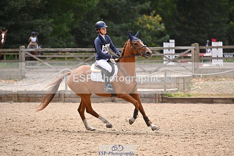 250802A-140430-05718 - E-206-Ines.Mitchell-DALCOTES.FABRICA