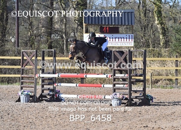 BPP_6458 - CLASS 10 SUN Newcomers/ 1m Open