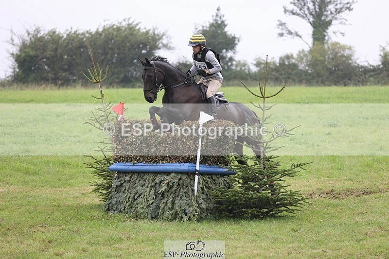 240901A-105811-06133 - 453-Alex.Jupp-CARRY.ON.REGARDLESS