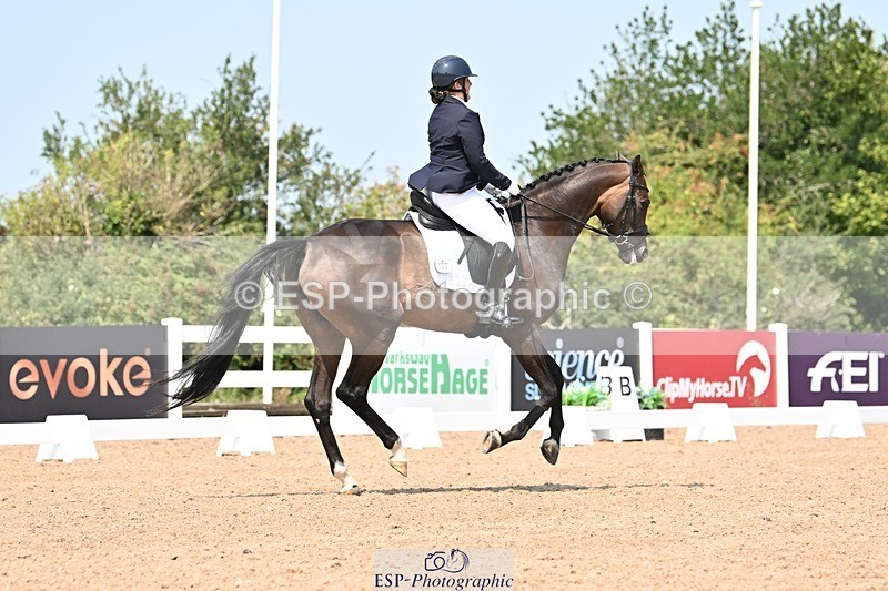 250816-124335-04316 - 100-Deborah.NewmanSoraya.IV