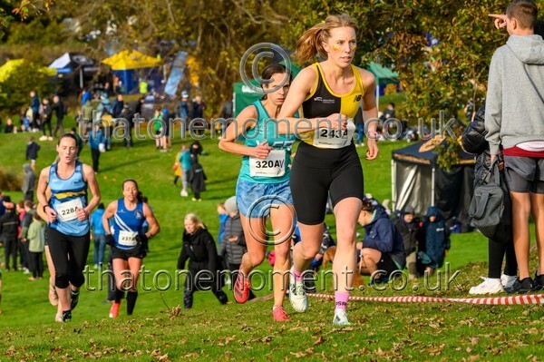 NatRel25-915041 - Senior Female Set One