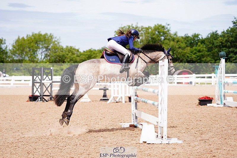 240629A-125538-05504 - Cls 18 Newcomers and 1m Open