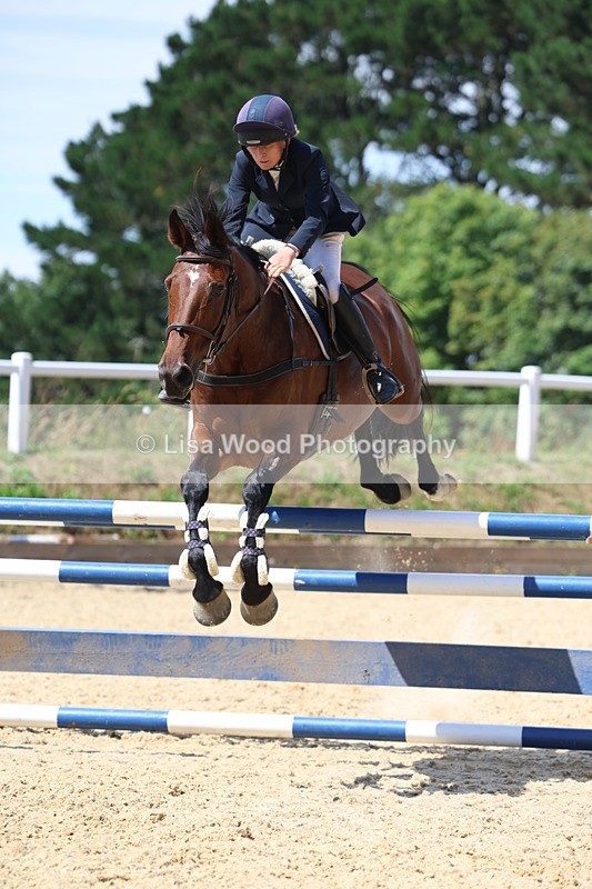3E7A6261 - Class 7: Senior 1.05m