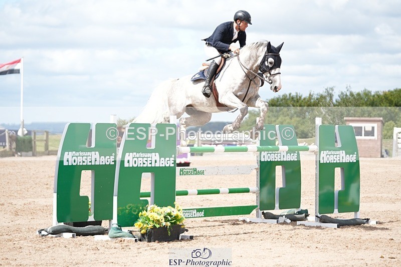 250801-112723-04927 - Cls 14 Snr Fox 1st Rnd