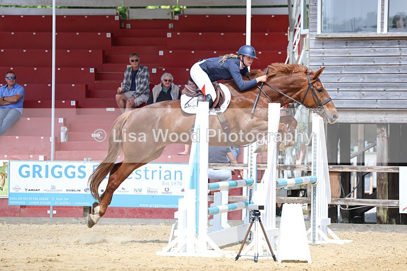 3E7A0338 - Class 10: Senior 95cm open