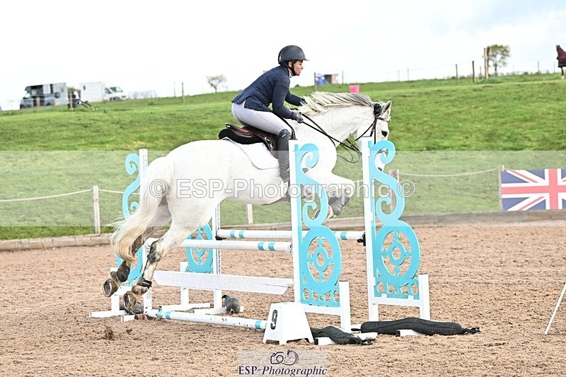 250416-095843-00170 - Cls 1 British Novice and 90cm