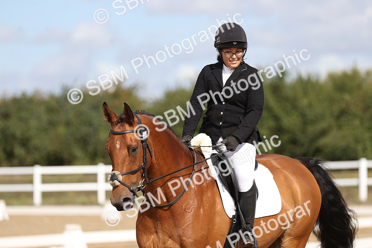 SBM_001354 - Class 2 - Intro 4 Champs - 10.56-11.44