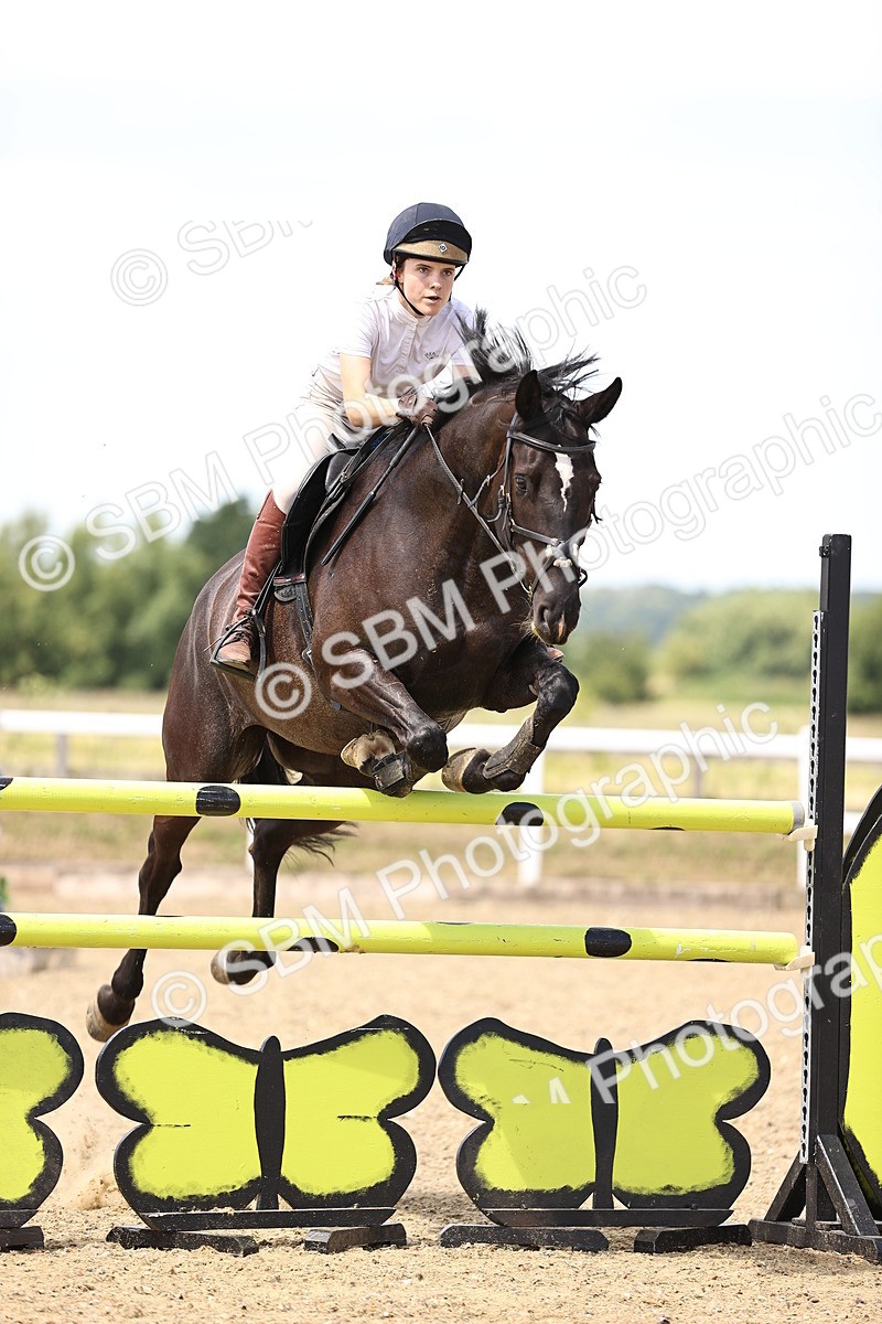 SBM_001162 - Class 16 - GFS Senior Newcomers 1.25m