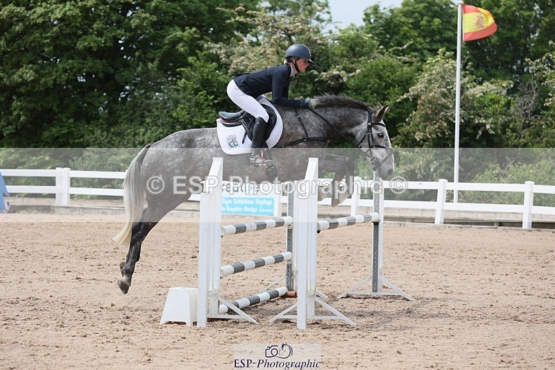 250523-120146-01166 - Cls 09 A&B  Snr Disc & 1.00m Open