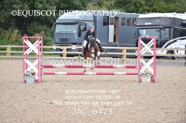 JAC_6423 - CLASS 12 SUN Club/ Unaffiliated 70cms Open