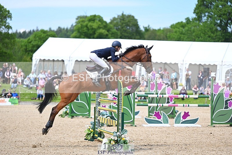 240525-143524-15780 - 501-BRUNO_FG-Edie_Campbell