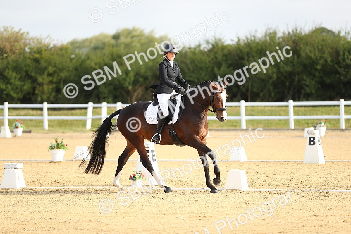 SBM_015023 - Class 13 - Novice 23 - 8,30-9.33