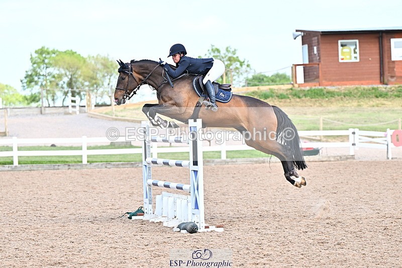 240605A-163514-01104 - Cls 6 National 1.30m and 1.40m