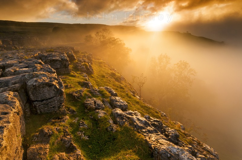 Malam Cove sunrise - Yorkshire Dales & Yorkshire