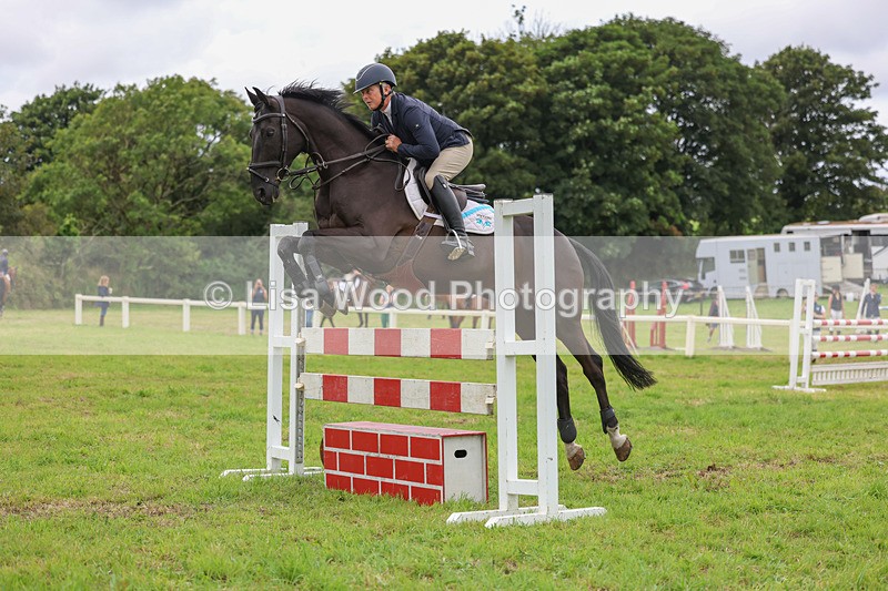 3E7A8121 - Class 7: Senior Newcomers/1.10m open