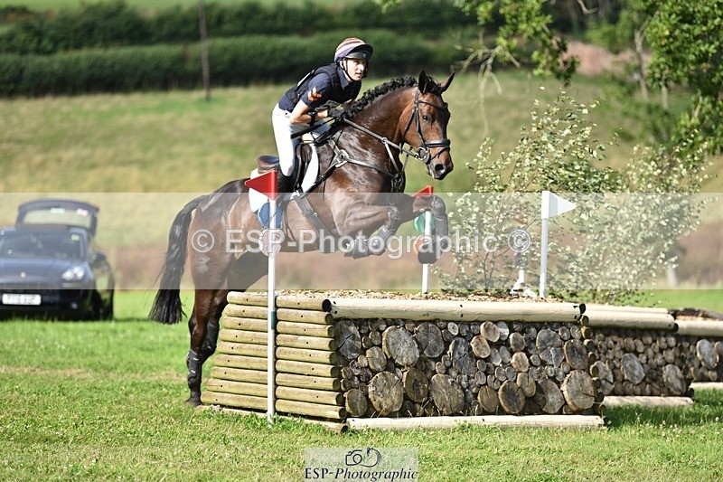 240803-164518-09355 - 276-Max_Forster-CELTIC_CROSS